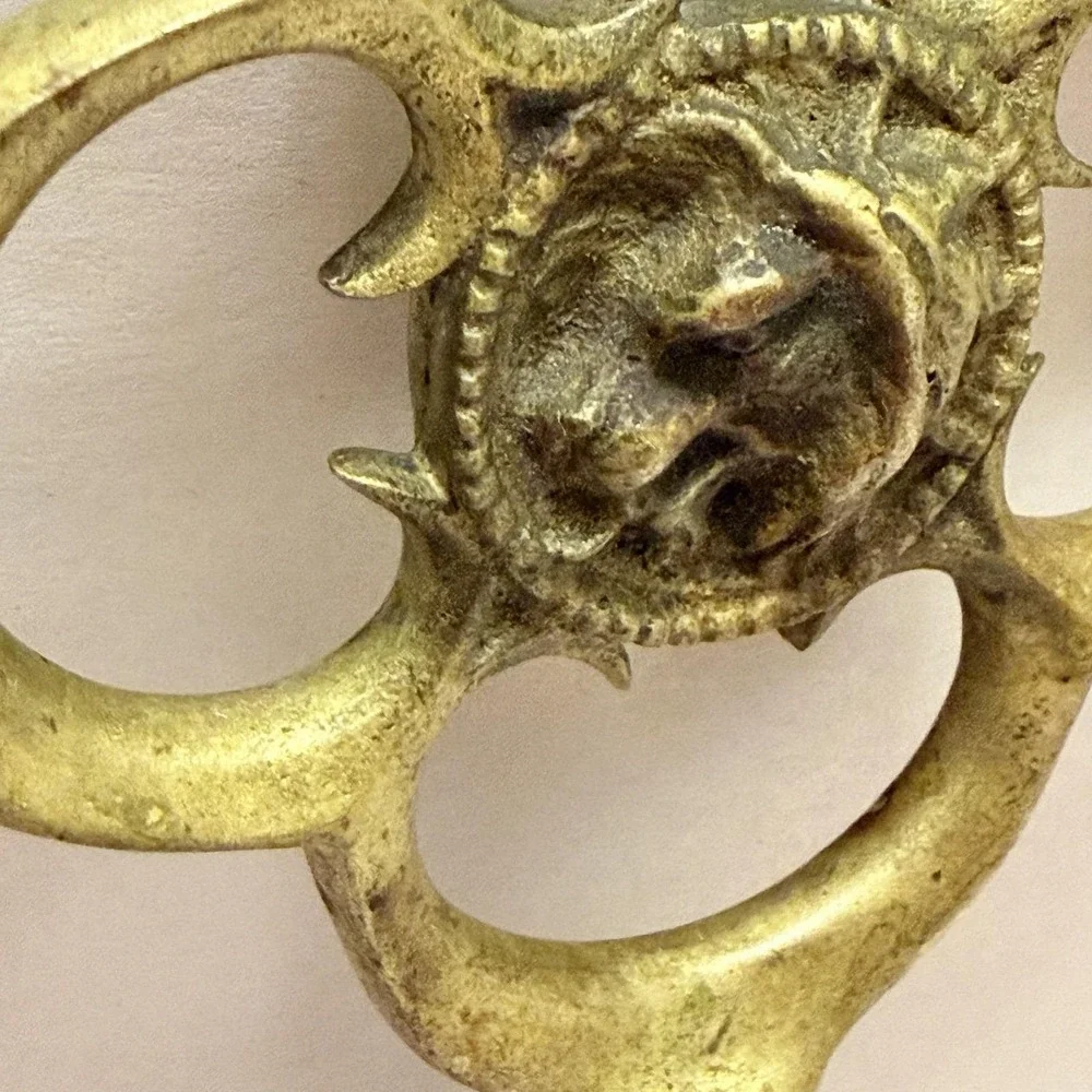 Large Antique Skeleton Key Lion Horse Head Decor Victorian Castle Meal 8.5